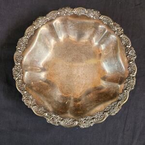 Vintage Oneida Silver‎ Plated Floral Trim Serving Bowl Scalloped